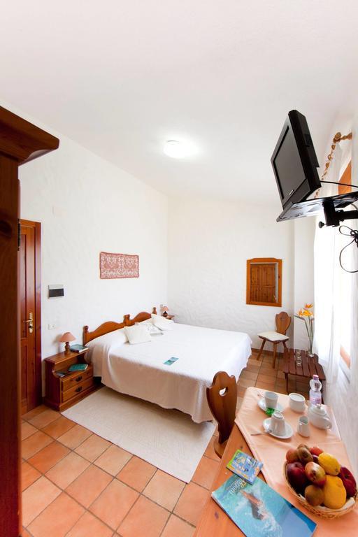 Hotel S'Obreschida กัสเตียดาส ห้อง รูปภาพ